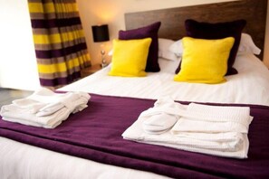2 bedrooms