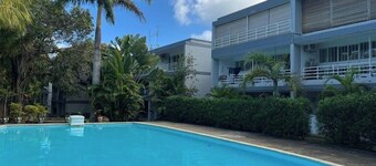 Grand Bay: Luxury Apartment