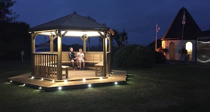 PERRANPORTH HOLIDAY BUNGLOW on Holiday Park,  SWIMMING  POOL - GREAT VALUE !