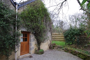 Property grounds - the barn of Paul, seasonal rental in the peninsula of Rhuys (Le Hézo)