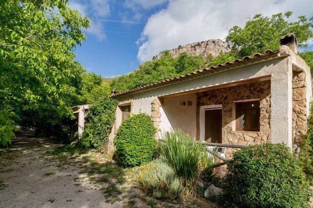 Self catering cottage Los Enebros for 6 people