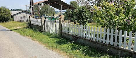 Enceinte de lâhĂ©bergement