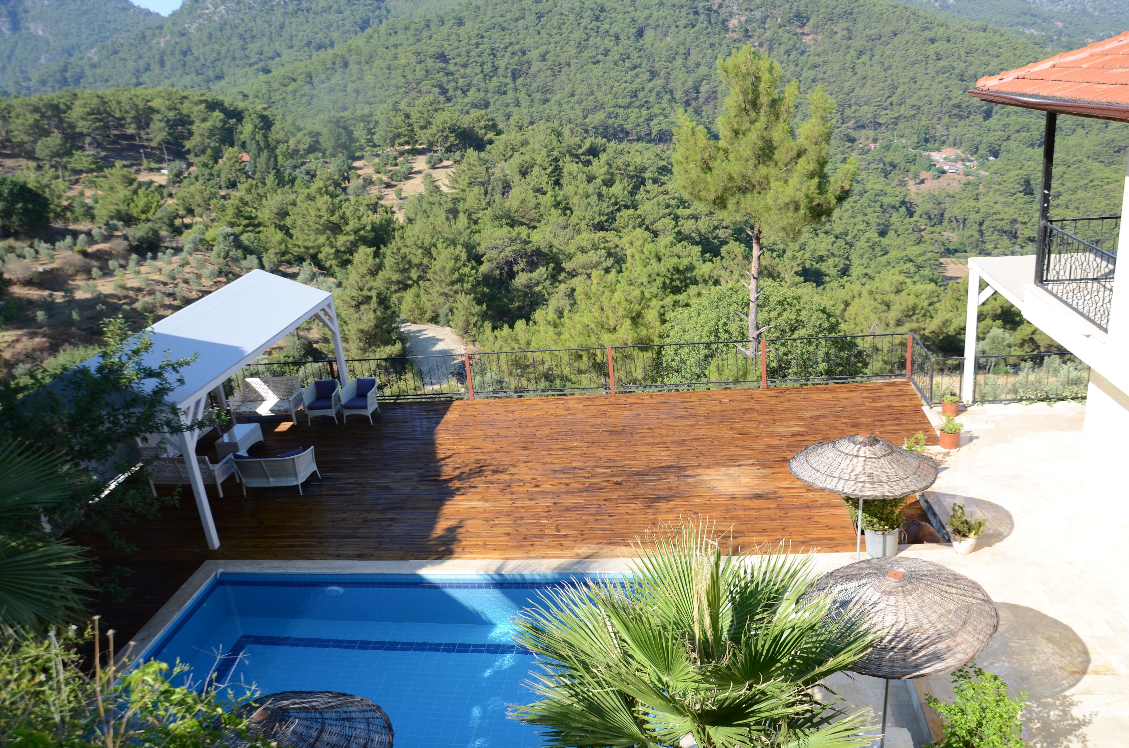 Melisa Villa with SEA VIEW private pool and garden all rooms airconditioned