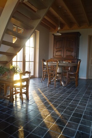 Dining - Holiday home 't Ligt ter velde (Lichtervelde)