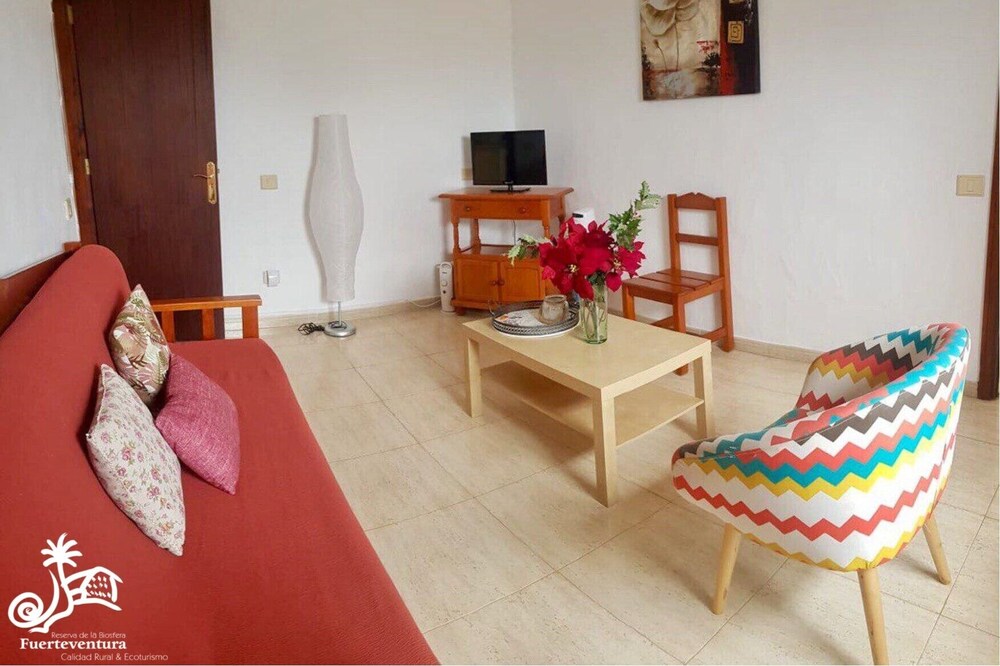 Casa del Cuartel I, 4 people