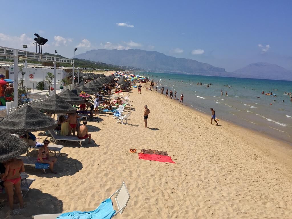 Am Strand, Liegestühle