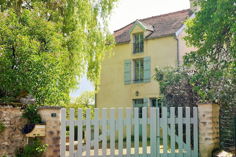 Burgundy - Rent charming rustic house 8 pers. TENNIS