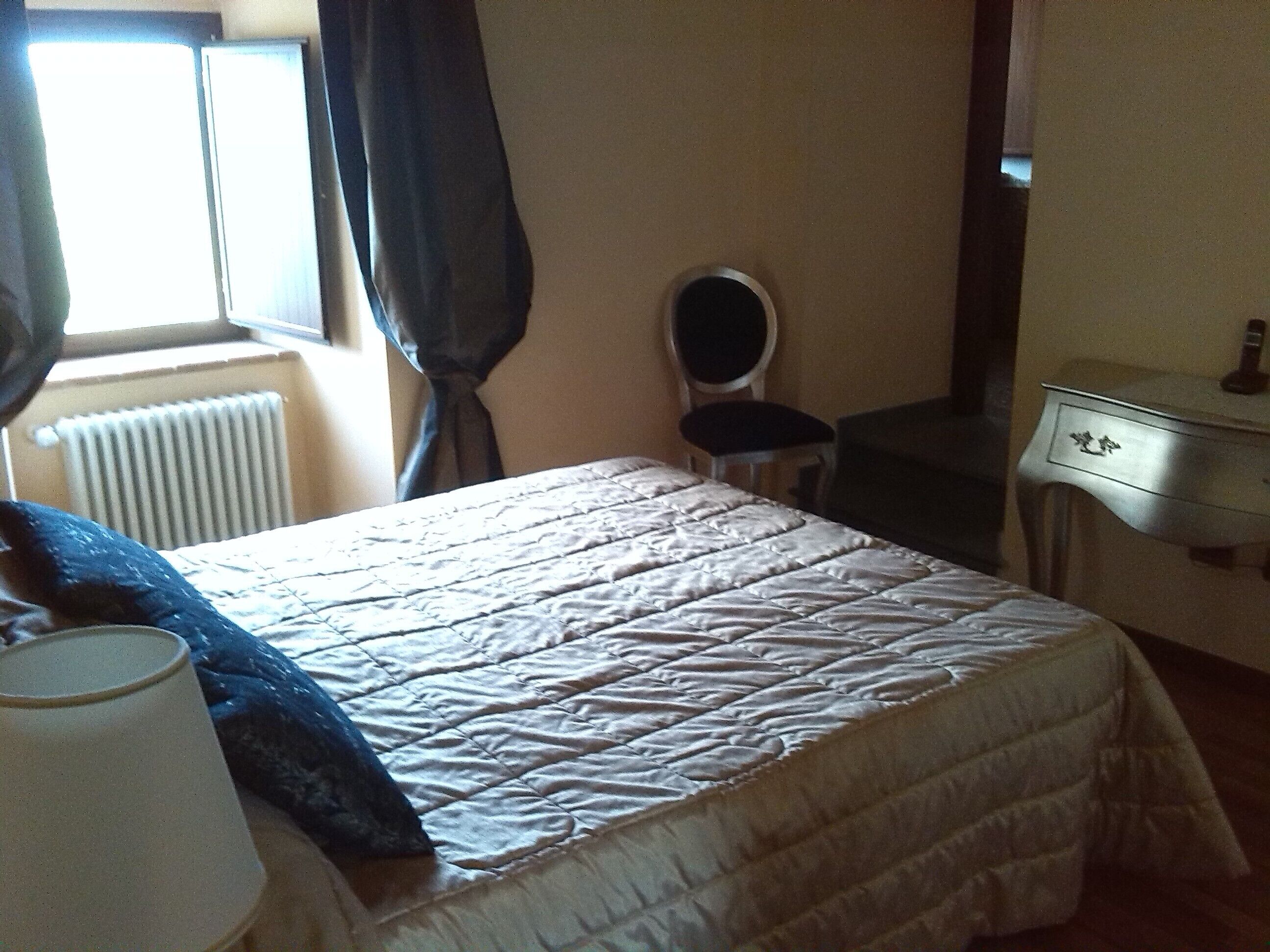 Castello Izzalini Todi Resort "Apt 9" RENT FOR SHORT AND LONG PERIODS