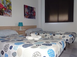 3 habitaciones, tabla de planchar con plancha y wifi gratis 