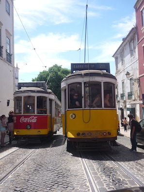 Property grounds - Sta Clara House- Central & Quiet. Bright Studio (Lisboa)