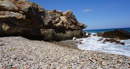 Seafront Apartment with amazing view
