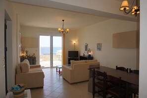 TV - Seafront Apartment with amazing view (Panormos)