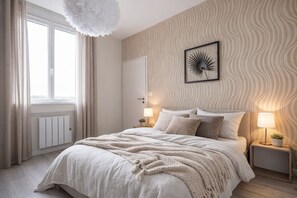 1 bedroom, iron/ironing board, WiFi, bed sheets