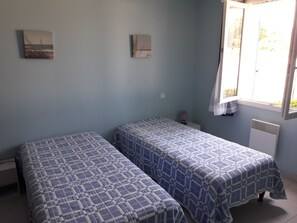 3 habitaciones, tabla de planchar con plancha y wifi 