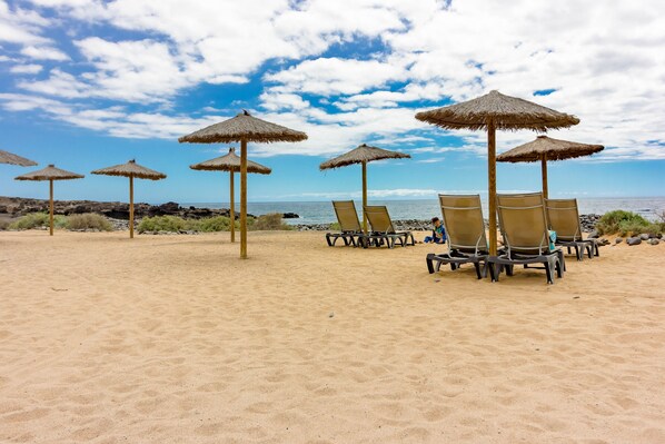 Beach nearby - Okeanos Villa front line San Blas (R) (Santa Cruz de Tenerife)
