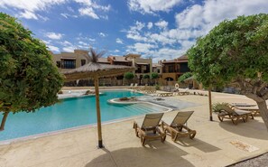 Pool - Okeanos Villa front line San Blas (R) (Santa Cruz de Tenerife)