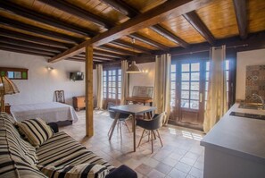 1 soverom, strykejern/-brett, wi-fi og sengetøy