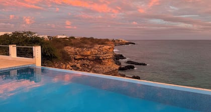 Pretty villa on the island of Maio Cape Verde with panoramic views of Atlantic