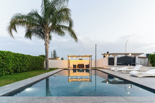 Deep Blue Sea - Casa vacanza (swimming pool, bbq, solarium)