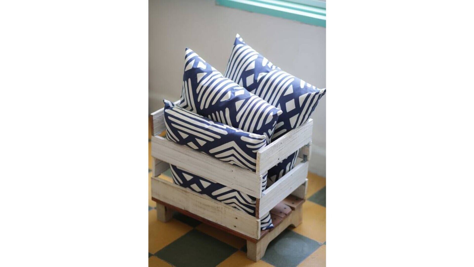 Private Room # 3 in a Colonial House