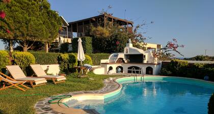 Villa Amorgos Ă  Sounion avec vue imprenable