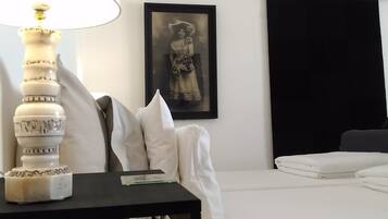 2 slaapkamers, een strijkplank/strijkijzer, gratis wifi, beddengoed