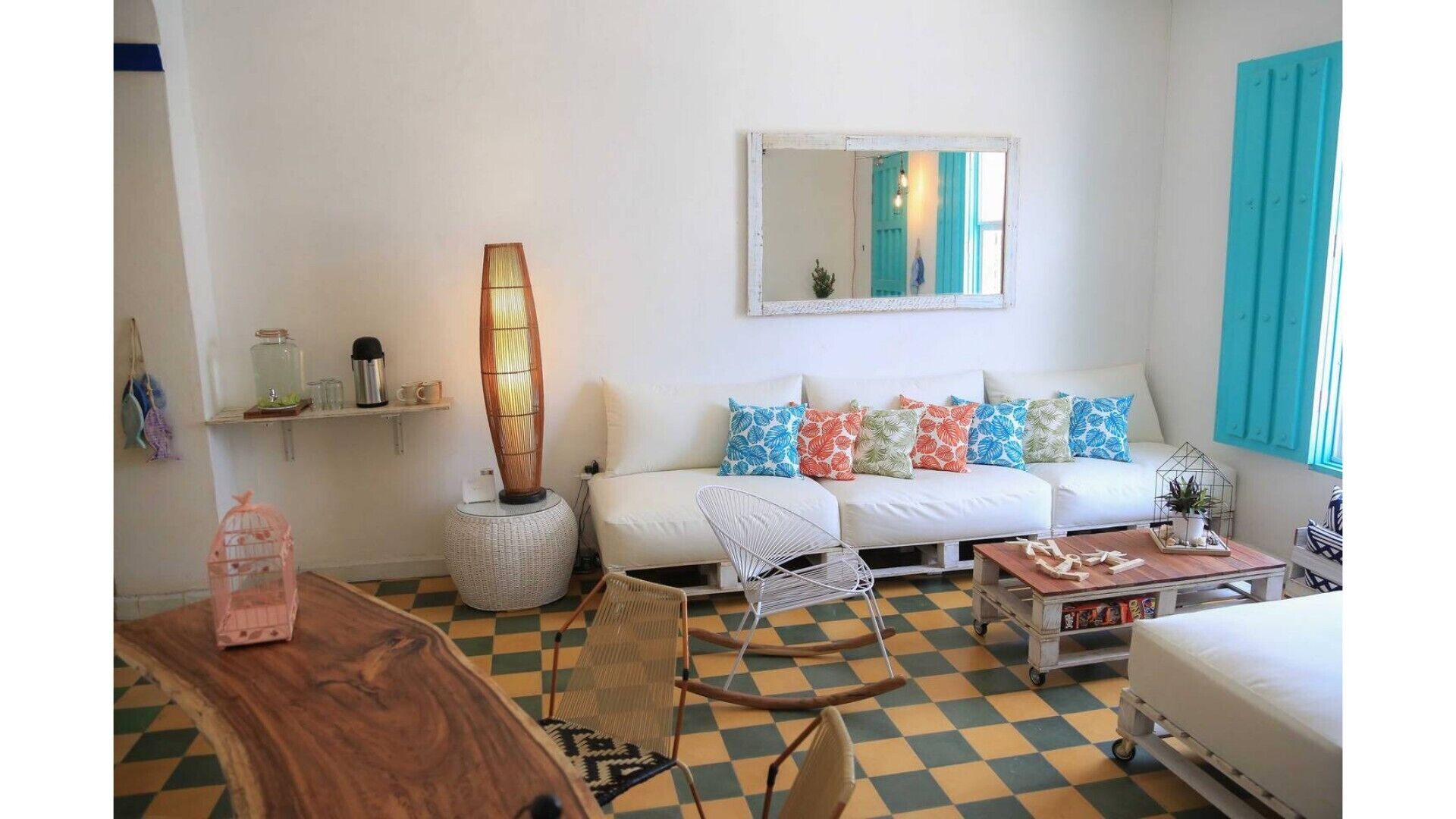 Private Room # 2 in a Colonial House