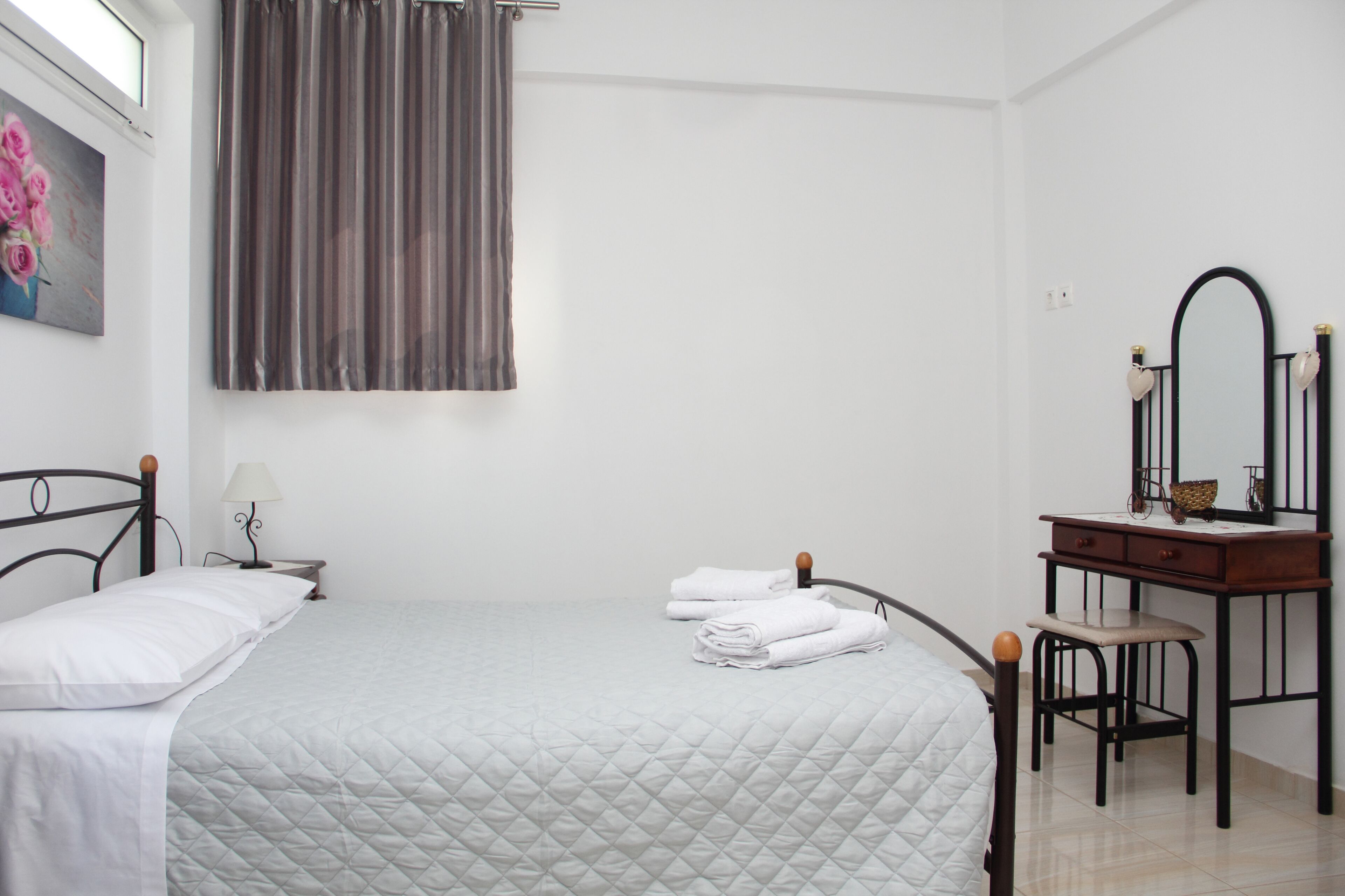 Vourvahis Seaview Apts