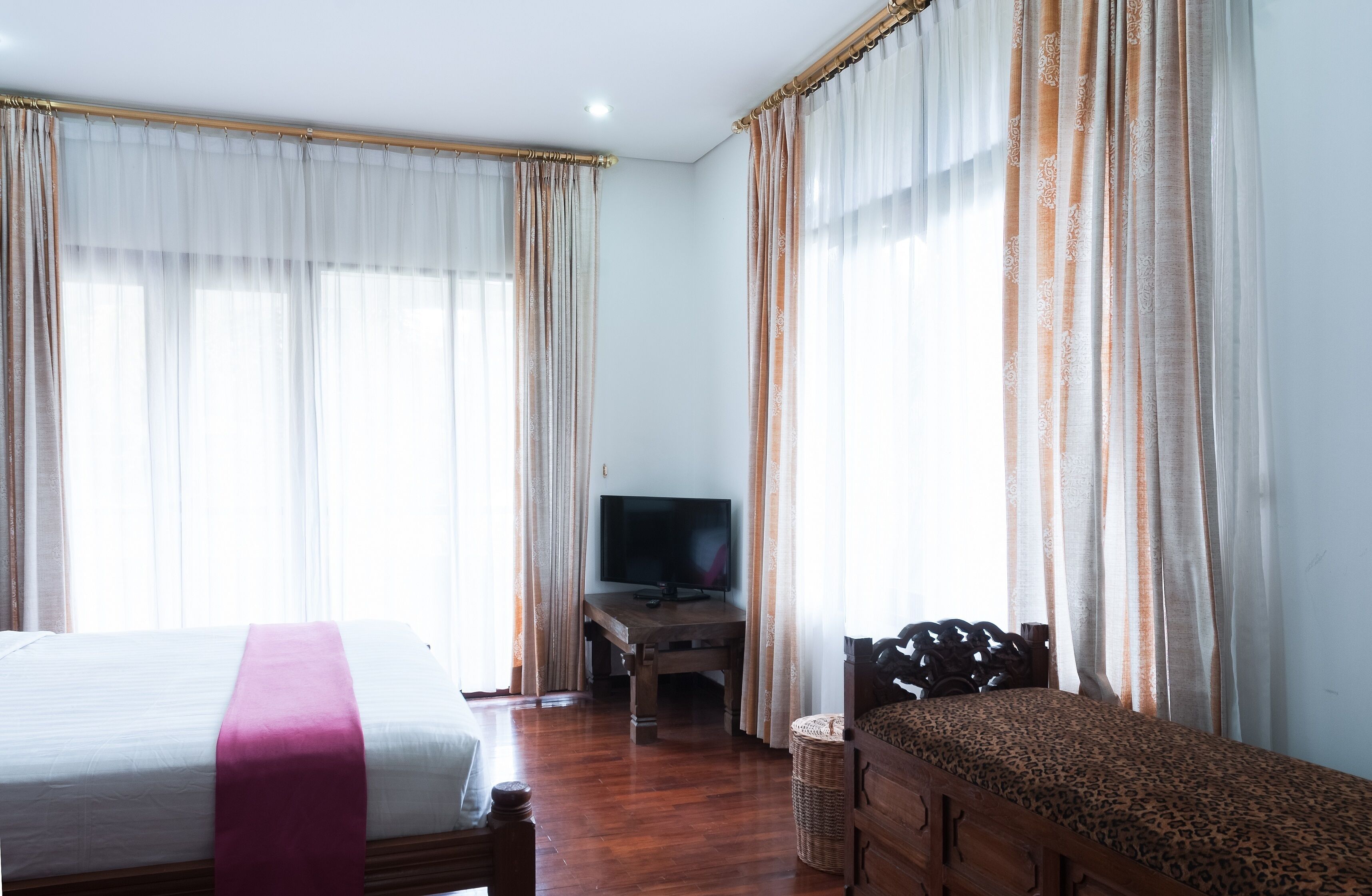 villa Lovender Klub bunga