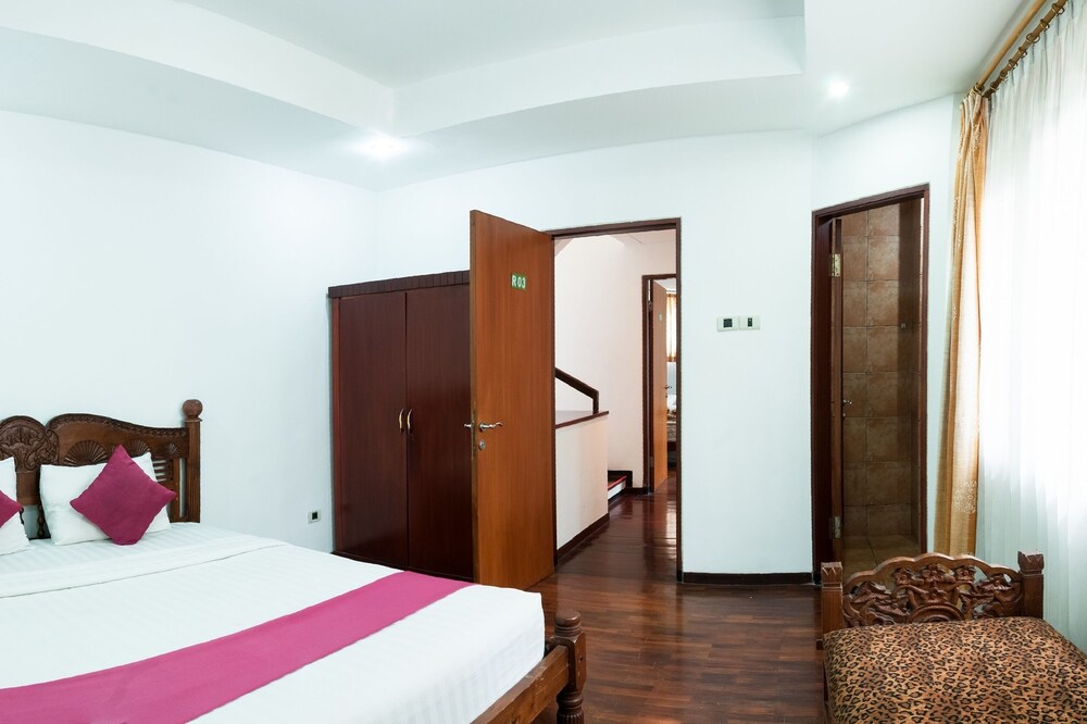 villa Lovender Klub bunga