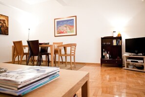 Dining - Acropolis area next Metro & Museum (Athina)