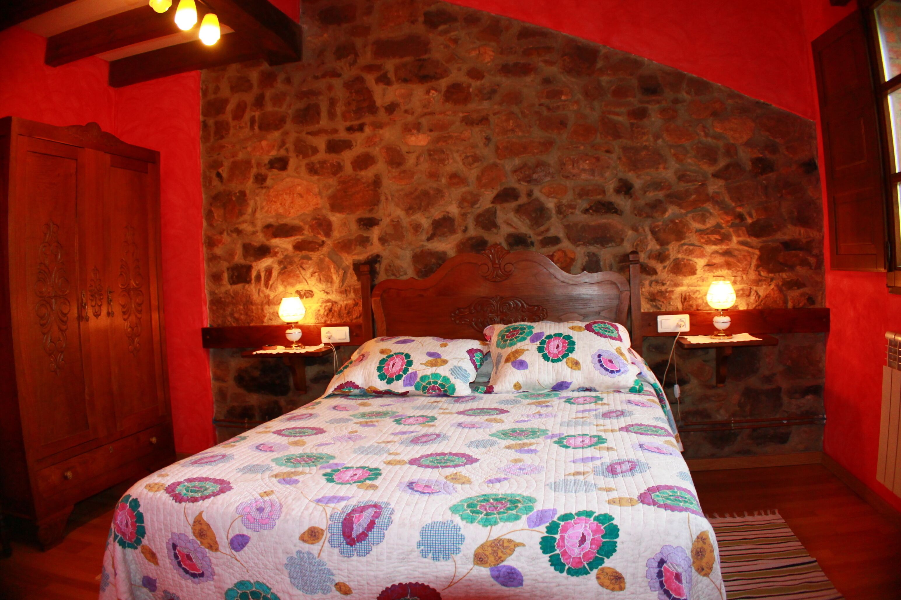  OFFER Rural house near Gijon, next to the sea, ideal environment for children.