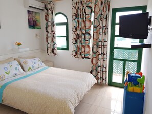 1 chambre, fer et planche Ă repasser, accĂšs Internet, draps fournis