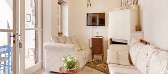 Lefkara View- Traditional house