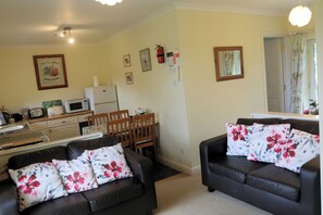 TV, DVD player, table tennis, books - 2 Bedroom Accommodation in Two Acres Of Gardens on edge of village of Blisland (BODMIN)