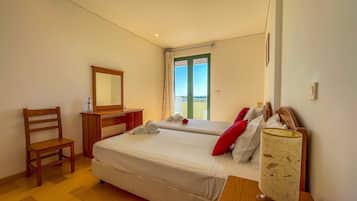 2 bedrooms, iron/ironing board, travel crib, free WiFi