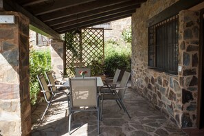 Outdoor dining - Rural apartment Ramajal Rural for 4 people (Pinofranqueado)