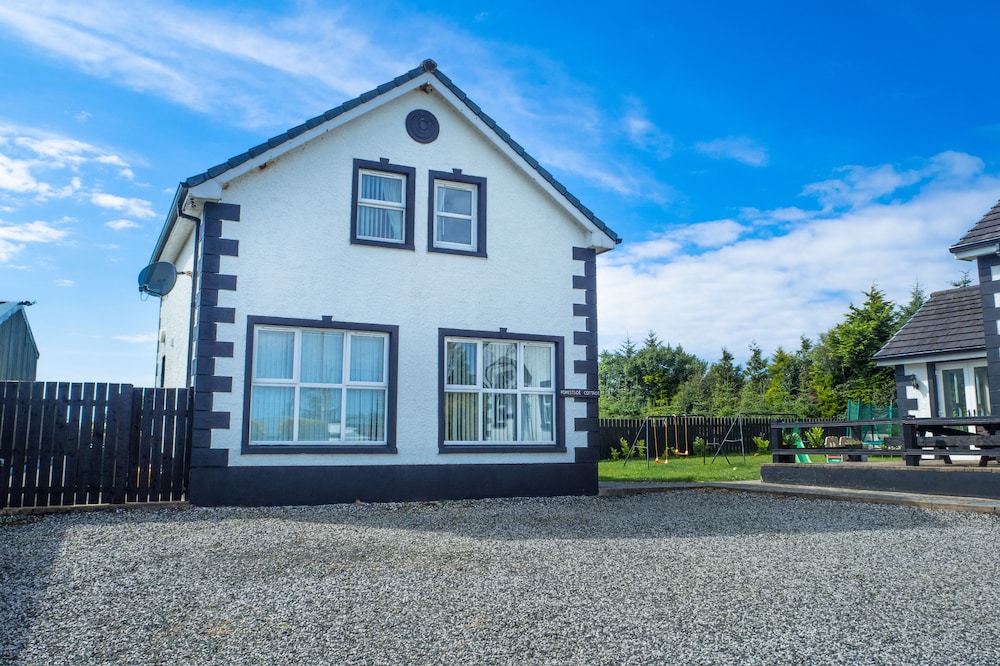 Modern 2 Bedroom Cottage in the countryside of Ballycastle, NI