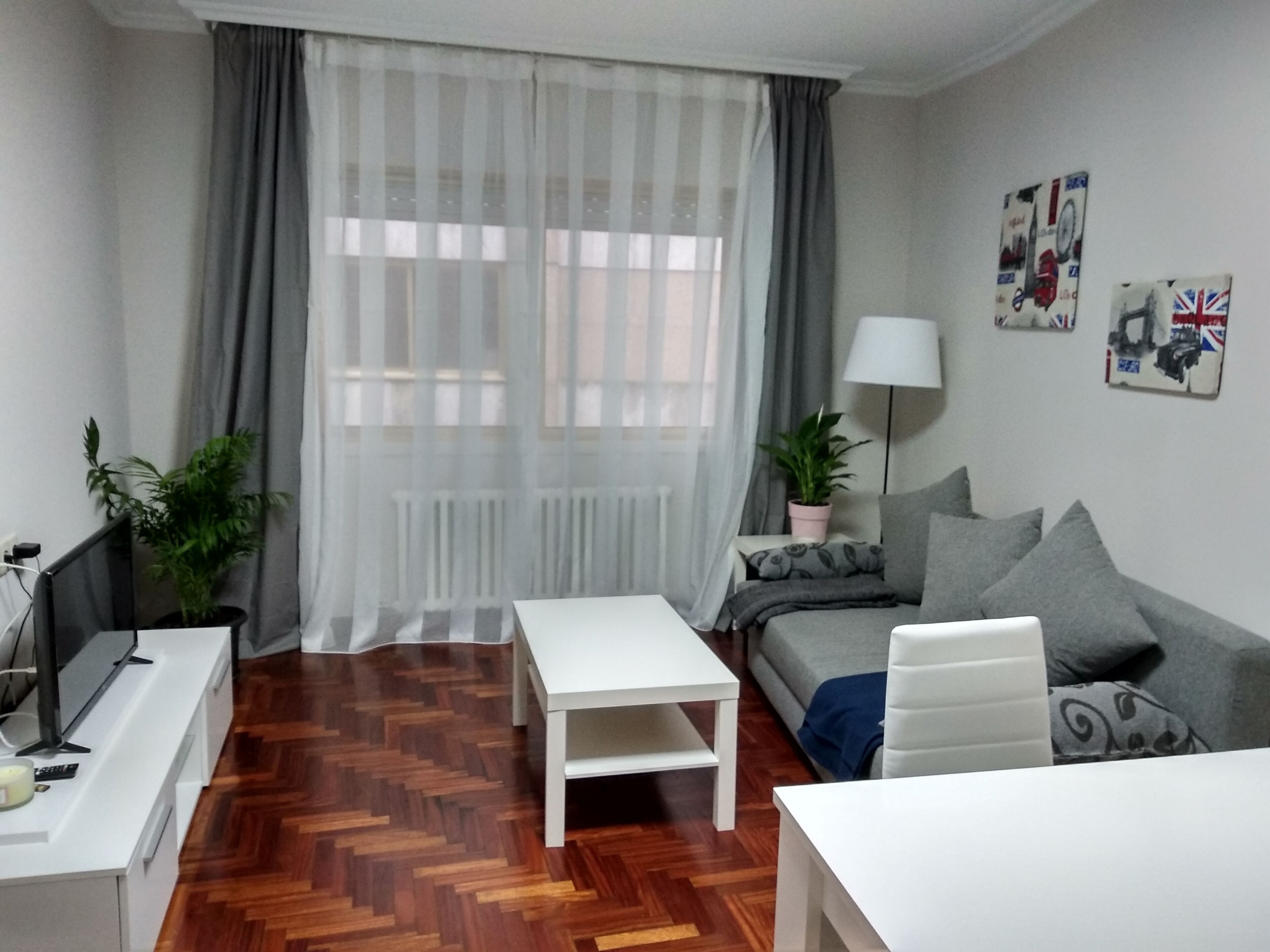 APARTMENT IN THE CENTER OF PONTEVEDRA