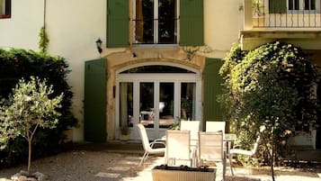 Restauration extérieure