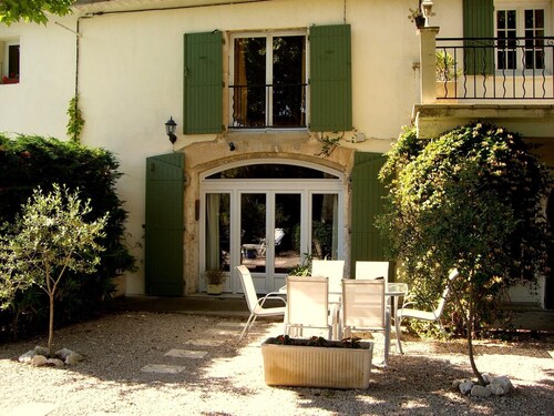 Old Mas in Provence with swimming pool