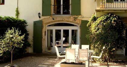 Old Mas in Provence with swimming pool