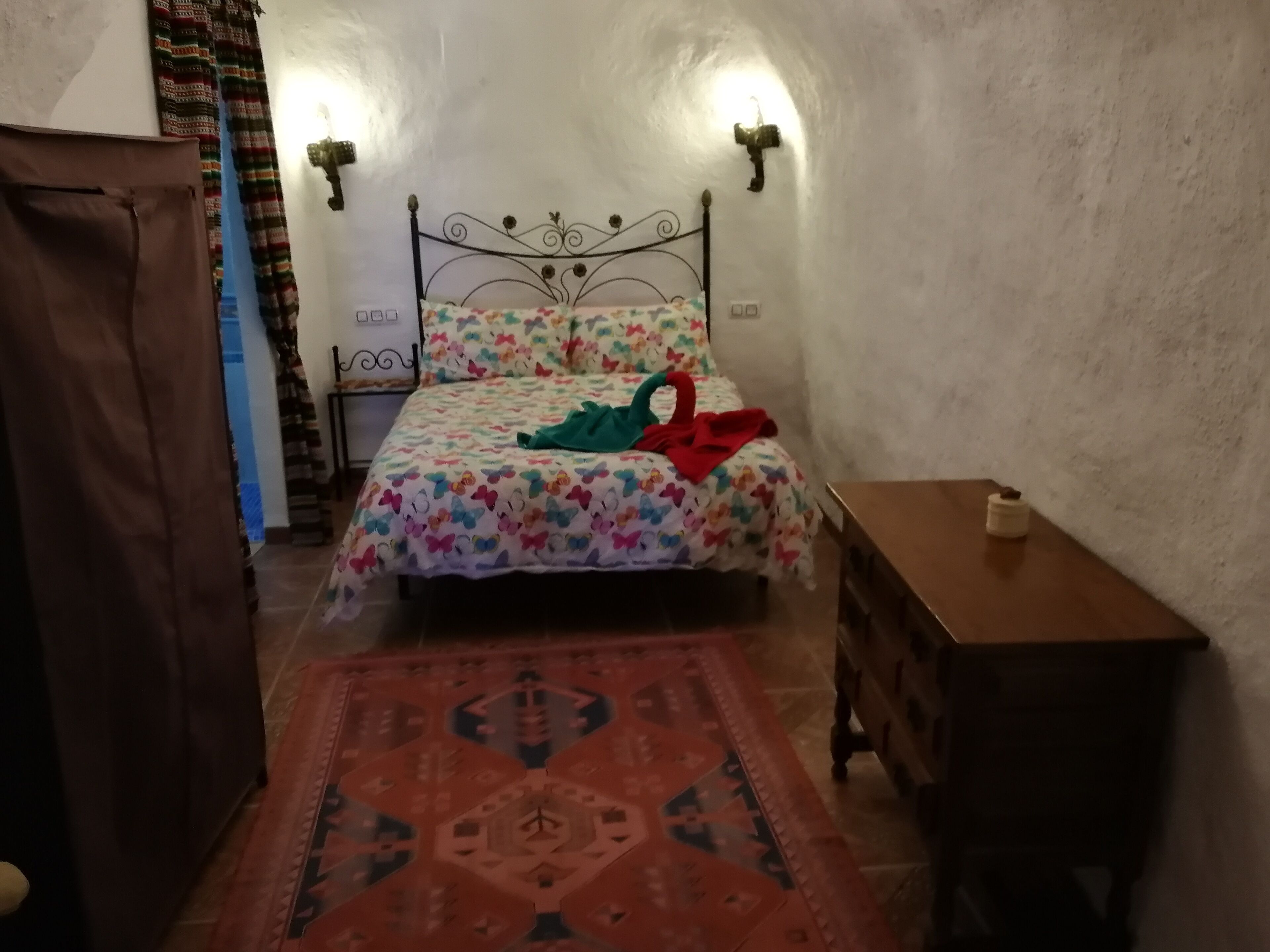 Cueva Peralta, beautiful cave home in Cortes de Baza