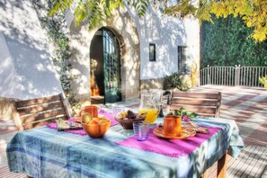 Restauration en plein air