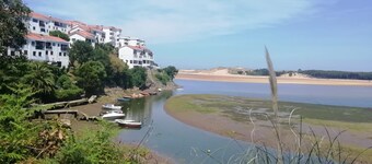 New apartment in Mogro with garden and pool. Beach.