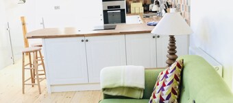 Fabulous 2 bedroom cottage located in a smallholding near Exmoor and beaches