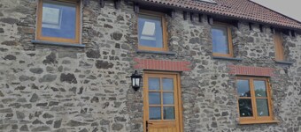  Fabulous 2 bedroom cottage located in a smallholding near Exmoor and beaches