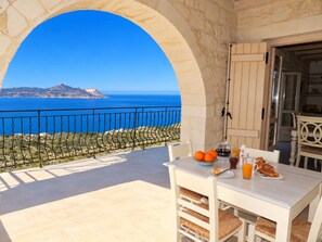 Imagen sin descripción, 4 de 50, botón