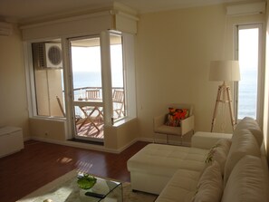 TV, stereo