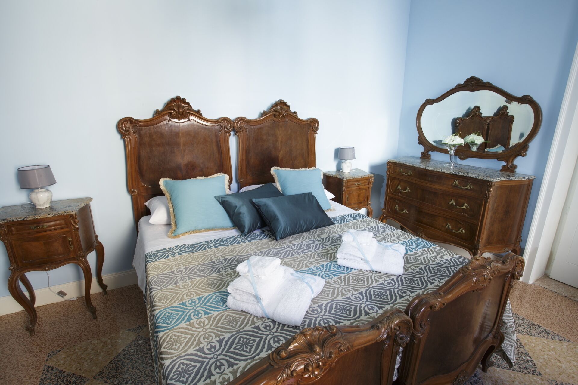 Villa degli Angeli - room with jacuzzi Carlo V